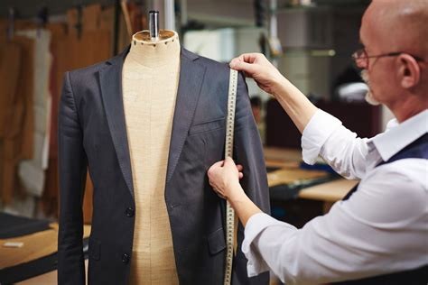 Senior Tailor and Design Expert